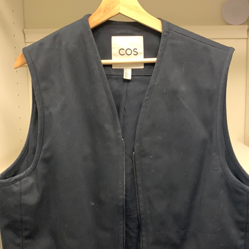 COS brand vest size M